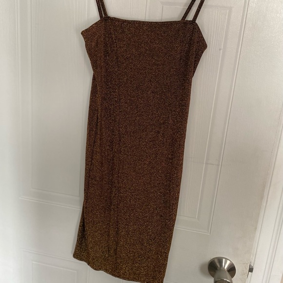 Sparkly bronze dress - Picture 2 of 3